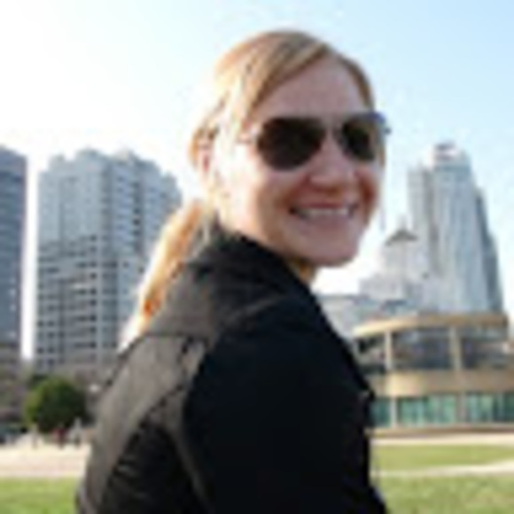 Meet your Posher, Mindy - Picture 1 of 1